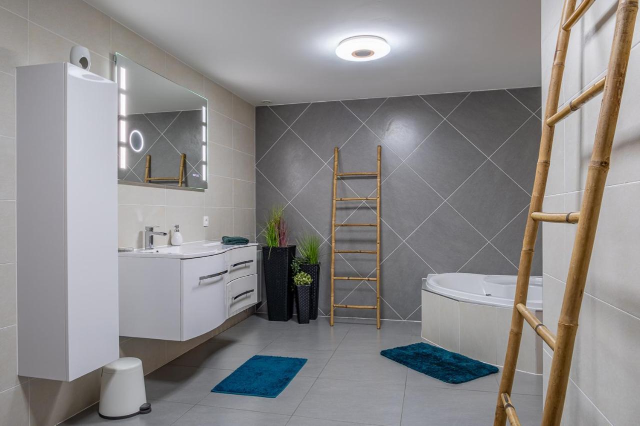Appartement Standing Piscine Interieur Privatisee . Mutzig Buitenkant foto